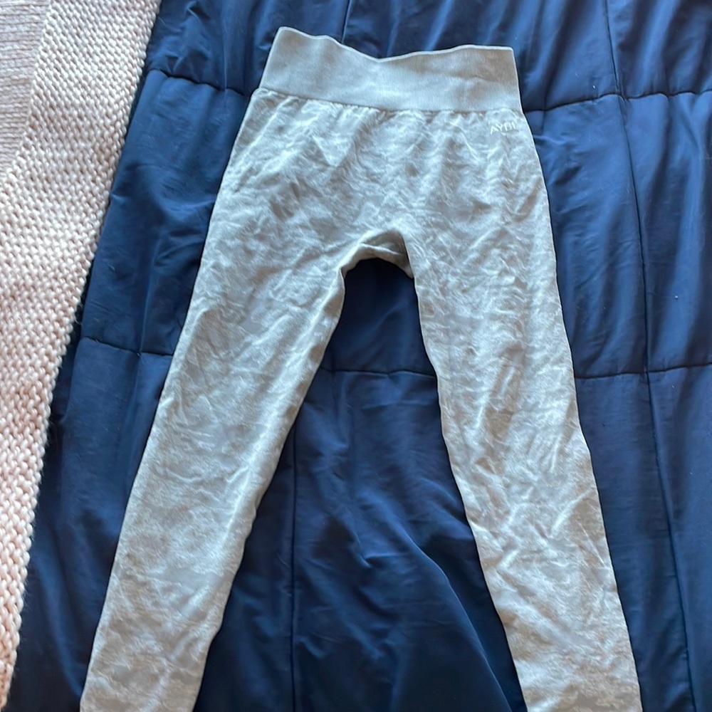 AYBL camo leggings with scrunch detail on the butt